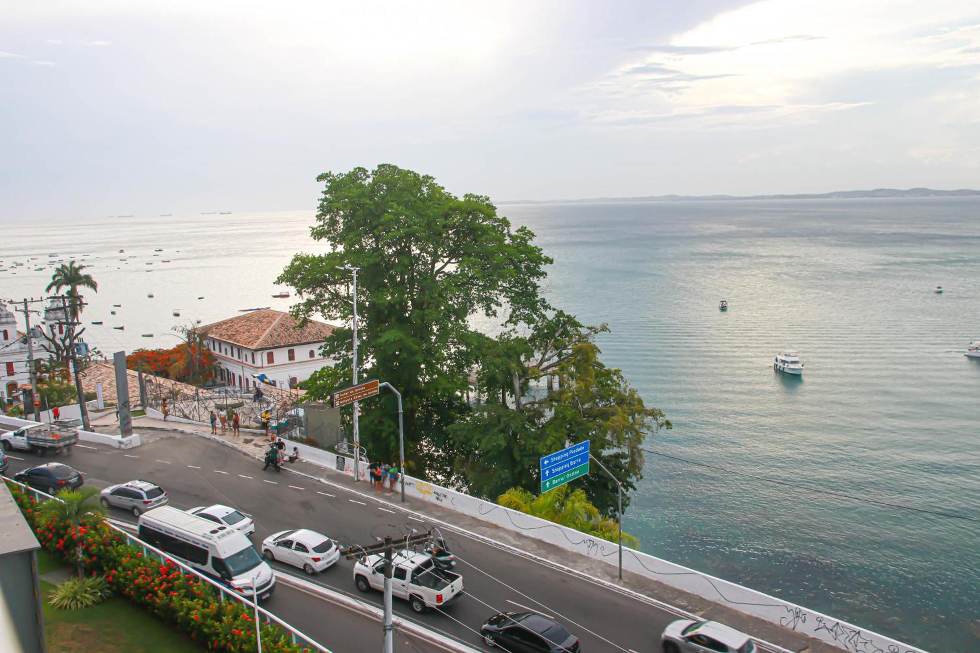 Cloc Marina Vista Mar P/ A Baia De Todos Os Santos Apartman Salvador Kültér fotó