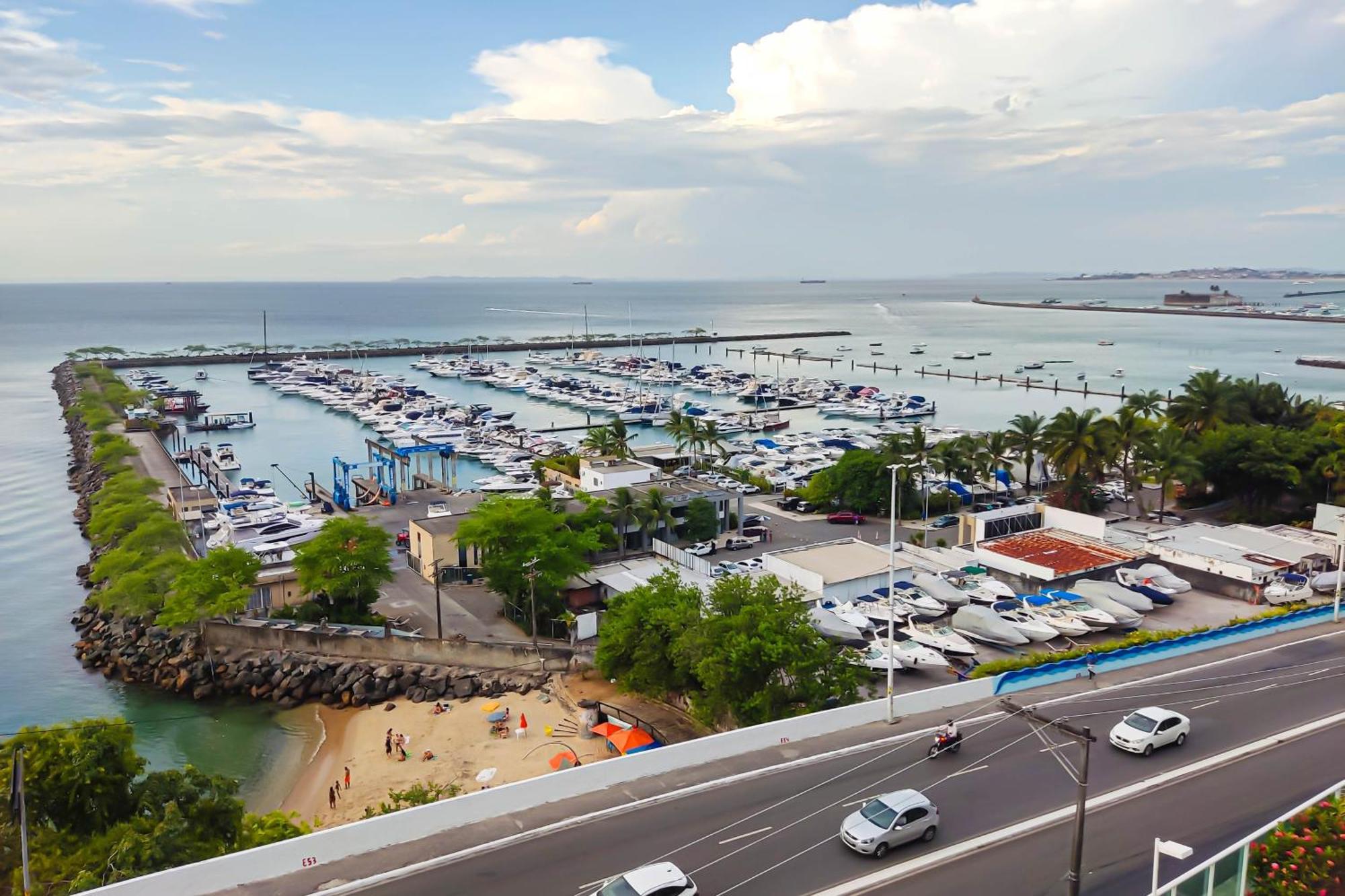 Cloc Marina Vista Mar P/ A Baia De Todos Os Santos Apartman Salvador Kültér fotó
